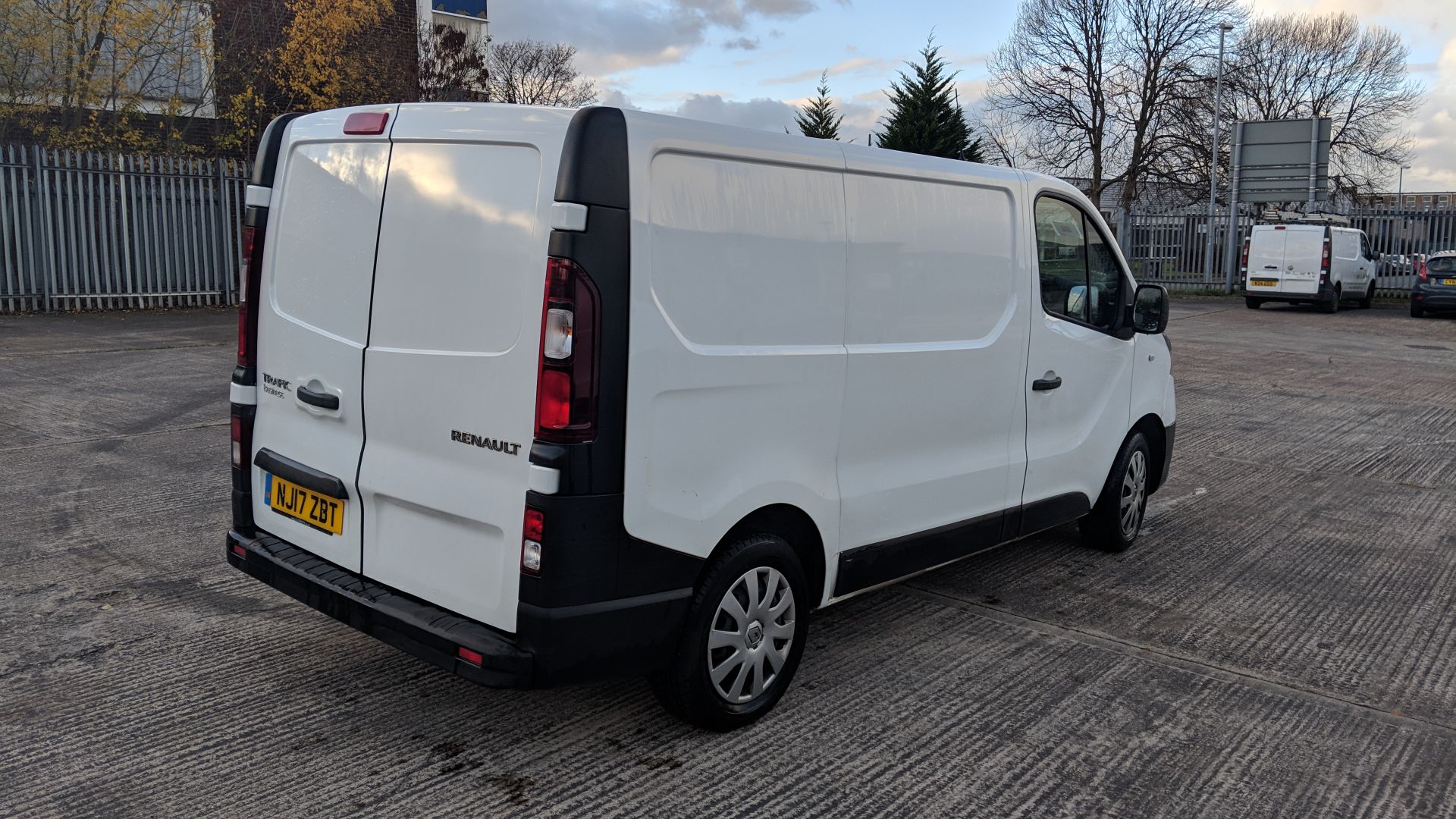 2017 Renault Trafic SL27 DCi 120 Business panel van - Image 12 of 24