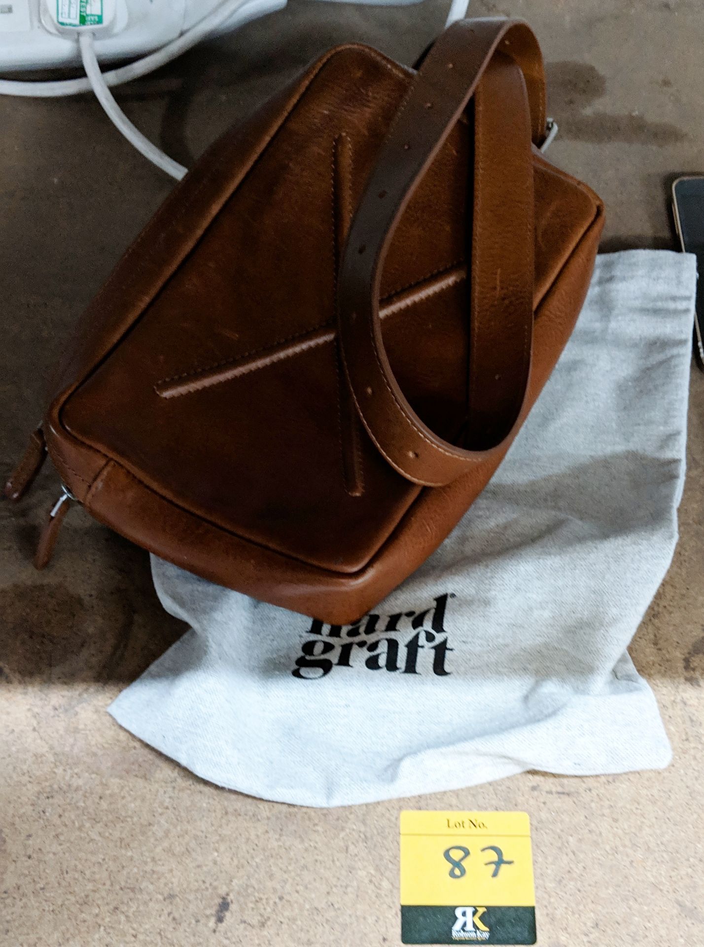 Hard Graft leather "Phone Pack Classic" man bag in brown leather with adjustable strap, including - Image 3 of 8