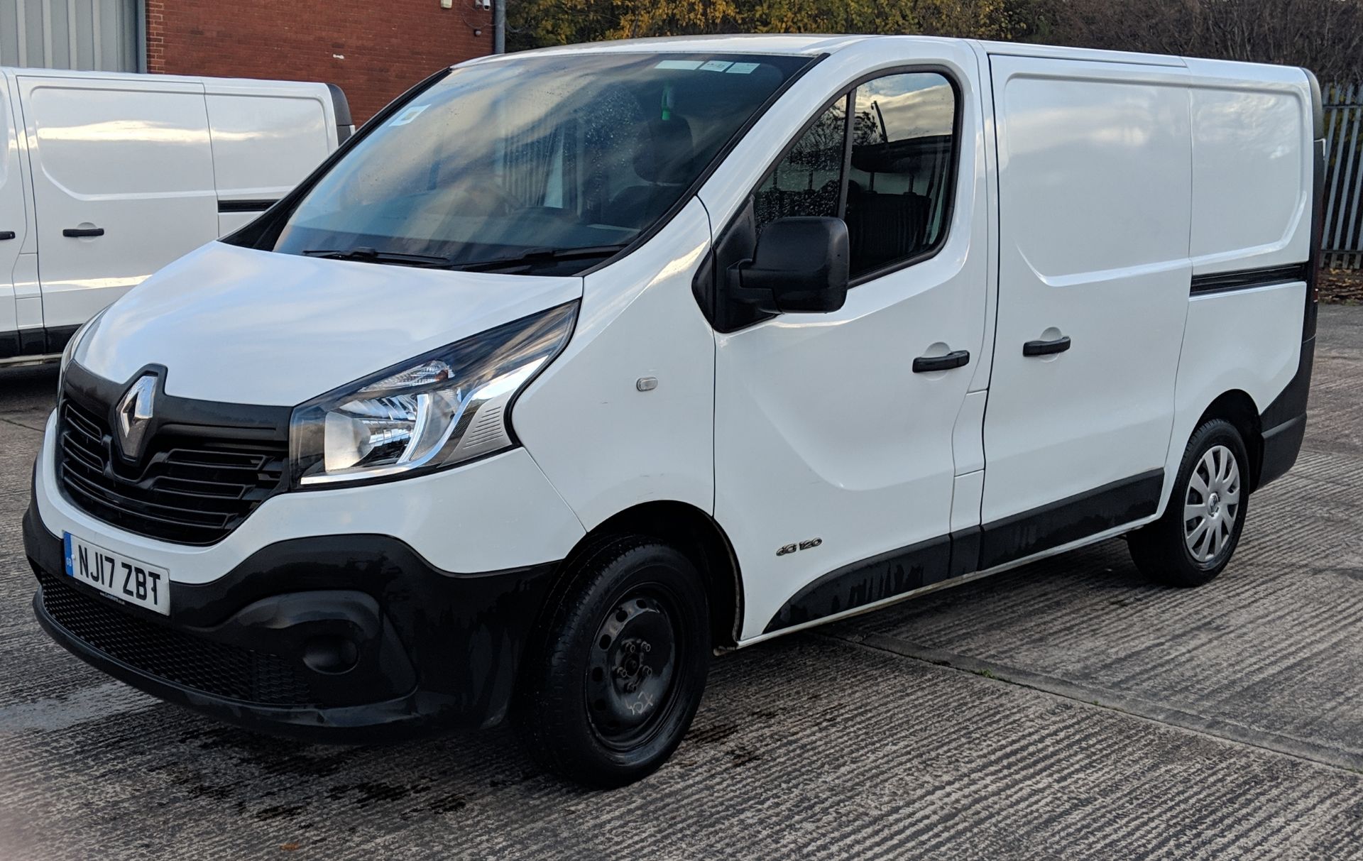 2017 Renault Trafic SL27 DCi 120 Business panel van - Image 5 of 24