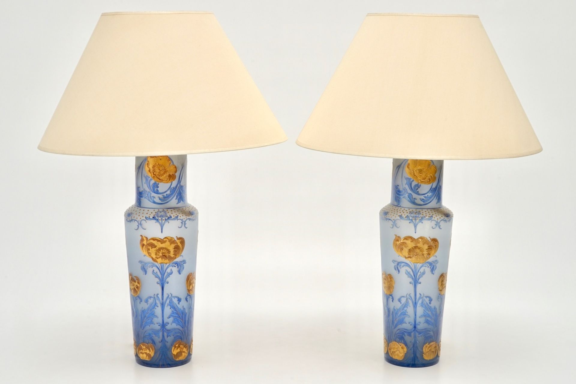 A pair of Art Nouveau glass paste vases mounted as lamps, prob. France, 19/20th C. H.: 53,5 cm /