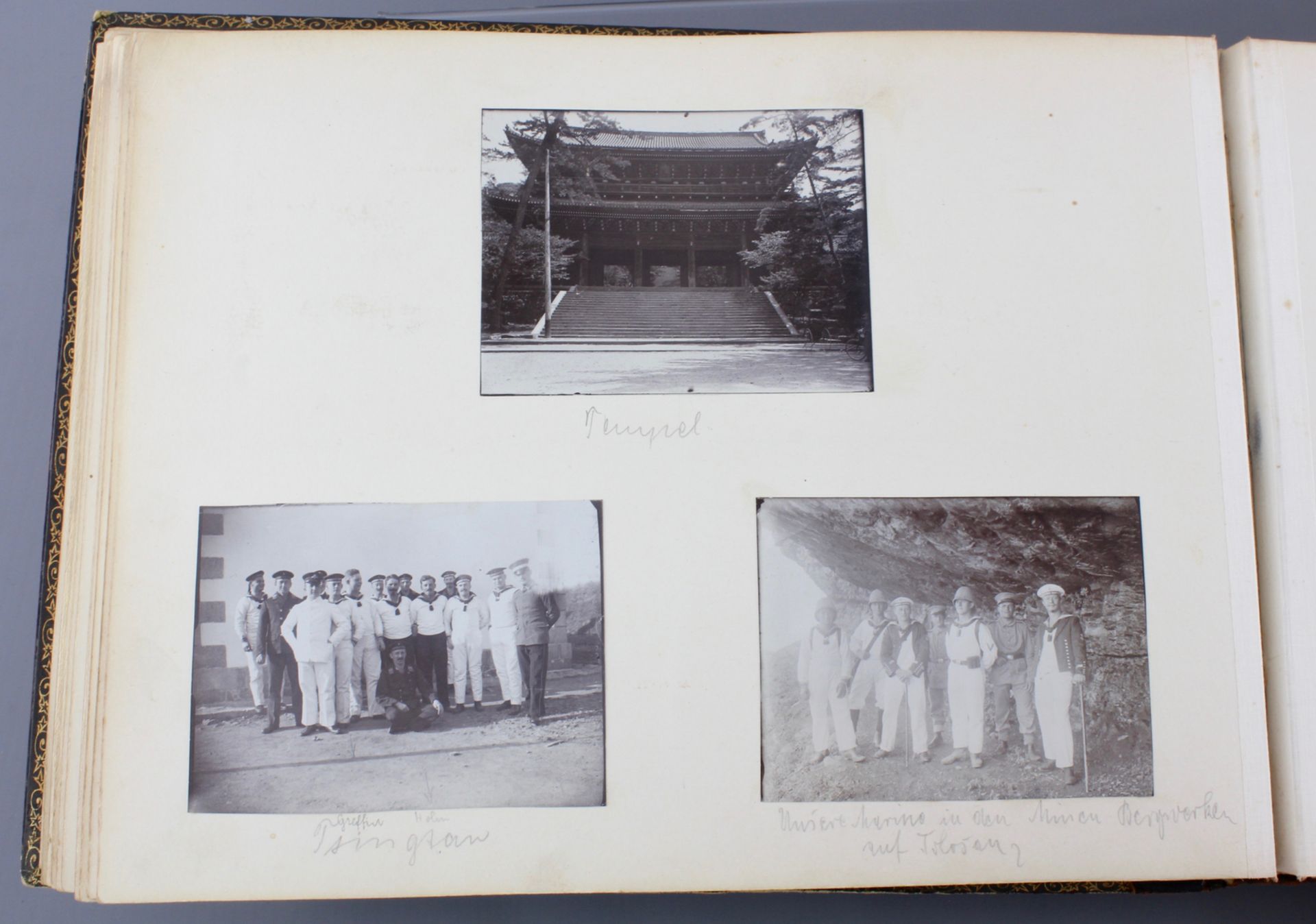 An album with photos of Chine and Japan, ca. 1900 - Image 18 of 44