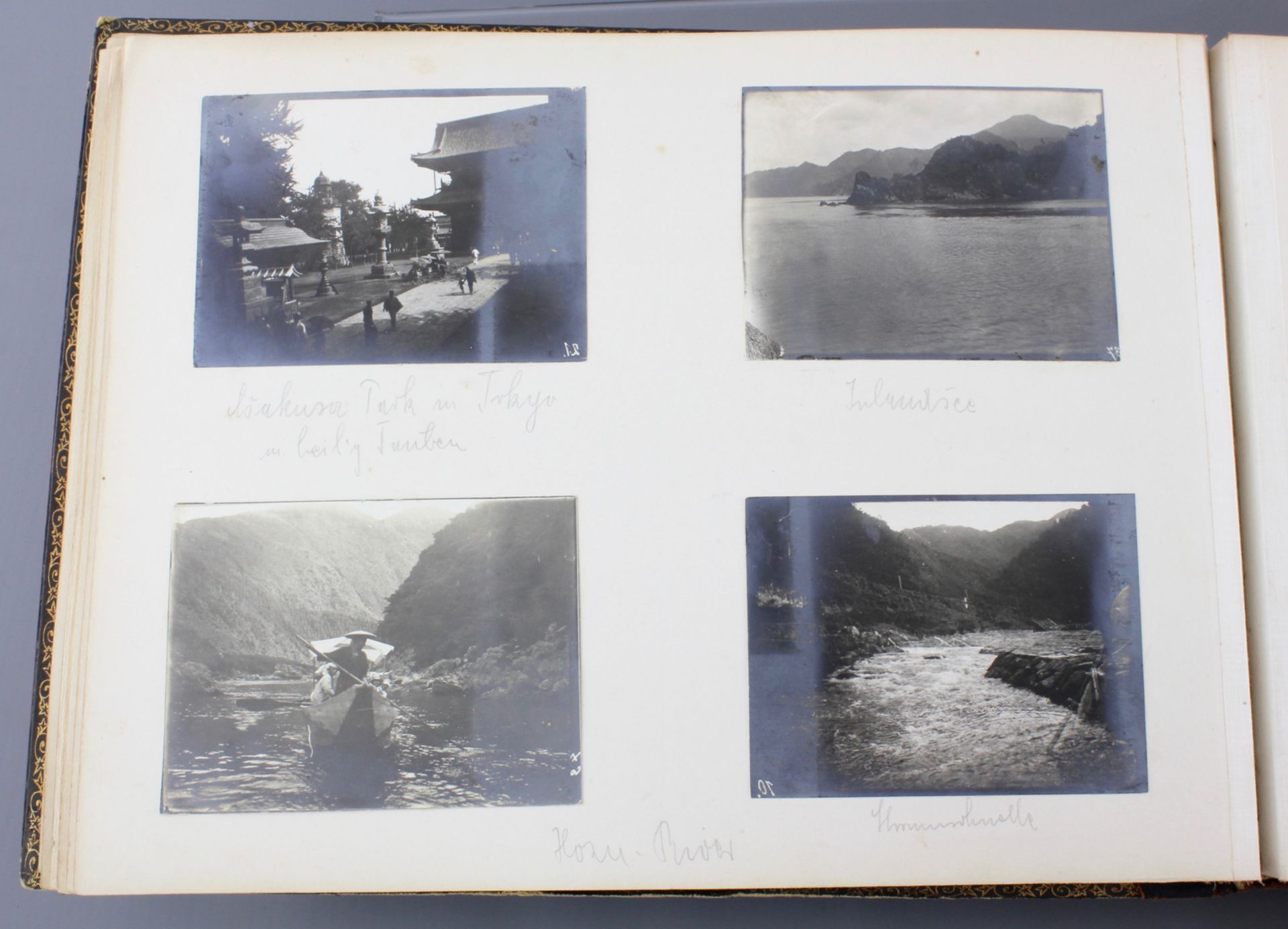 An album with photos of Chine and Japan, ca. 1900 - Image 14 of 44