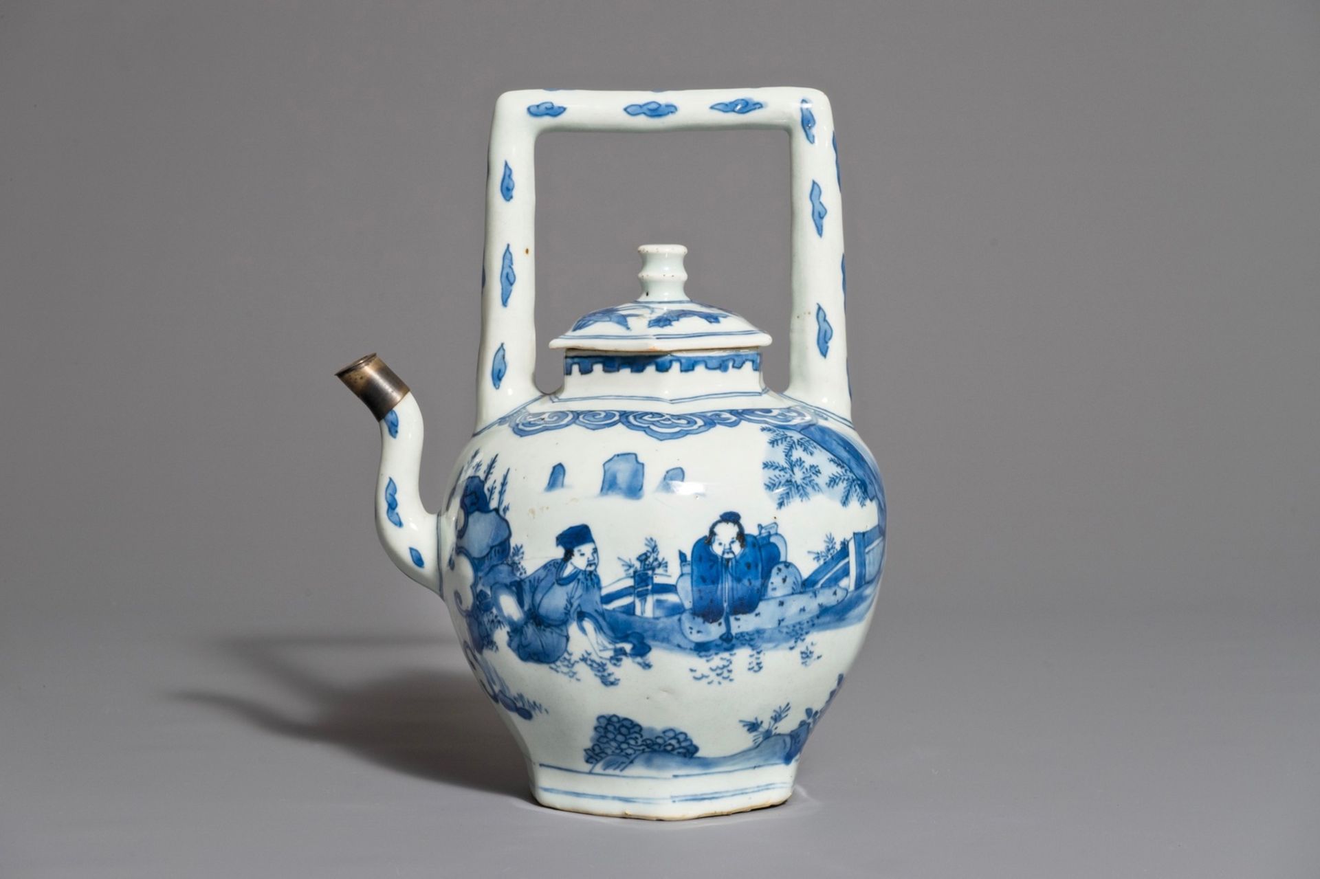 A Chinese blue and white wine jug and cover with silver-mounted spout, Transitional period - Image 3 of 7