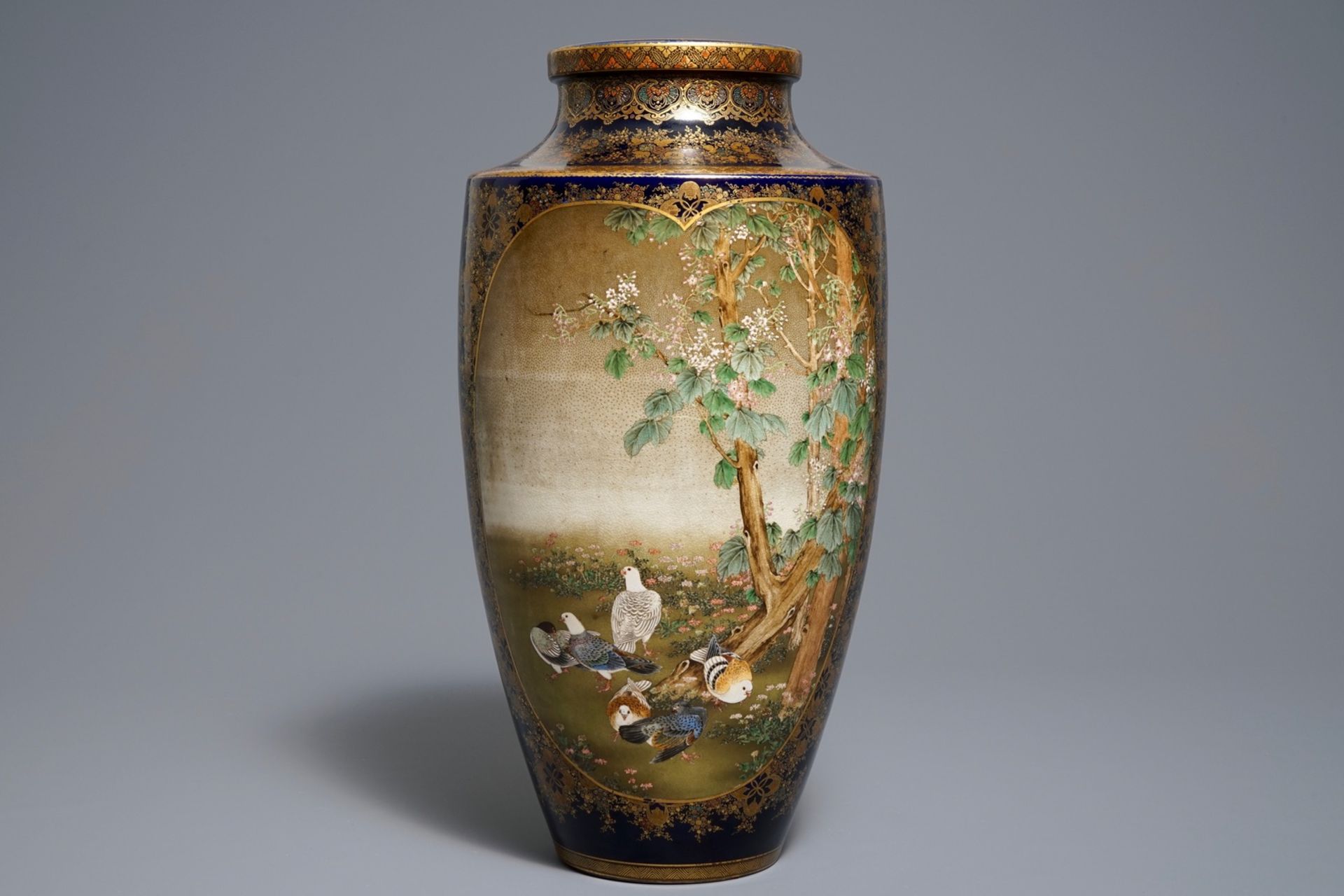 A Japanese Satsuma vase with birds and ducks, Kinkozan mark, Meiji, 19th C. - Image 3 of 6