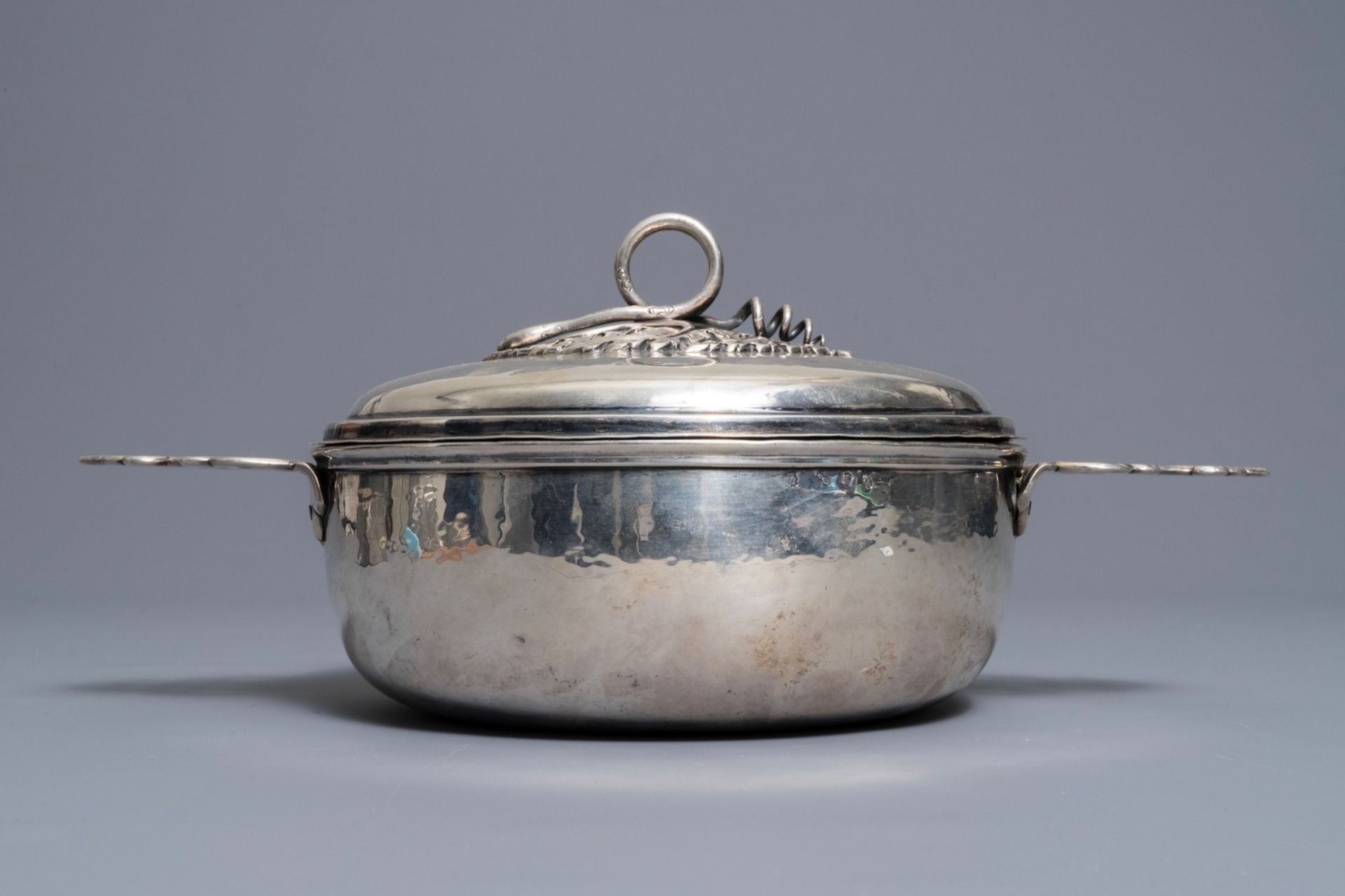 A silver porringer and cover, Petrus de Thieu, Bruges, 1774 - Image 14 of 20