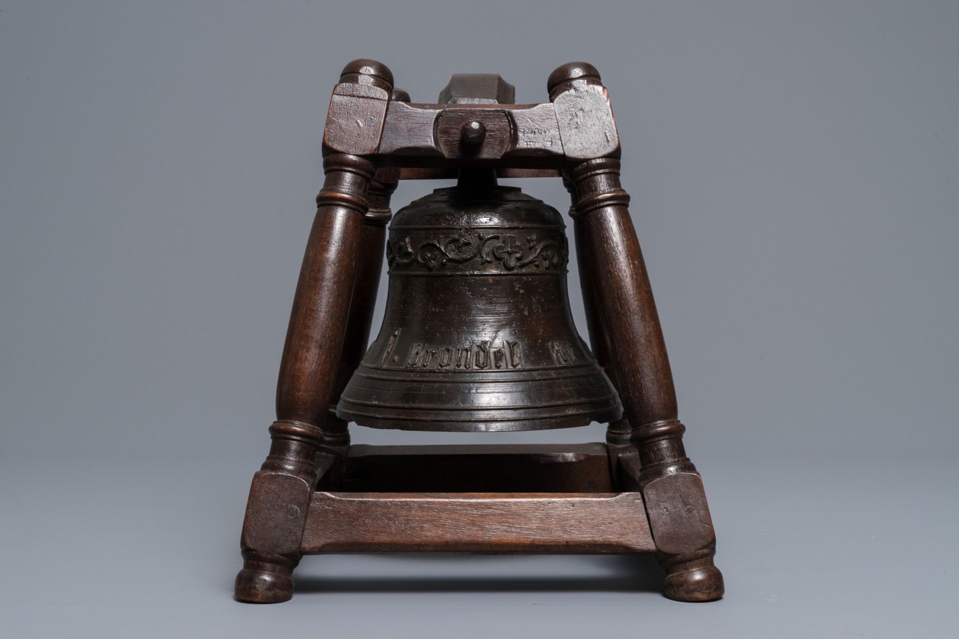 A Flemish bronze bell inscribed: 'Cast in Bruges by F. Brondel', 19th C. - Image 5 of 7