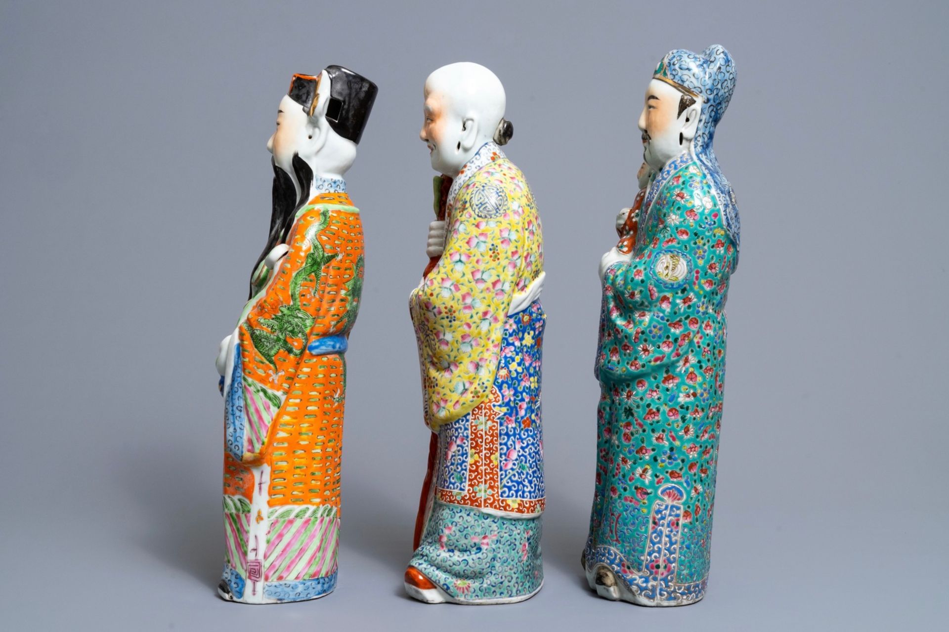 Three Chinese famille rose figures of the three star gods, 19/20th C. - Image 4 of 4