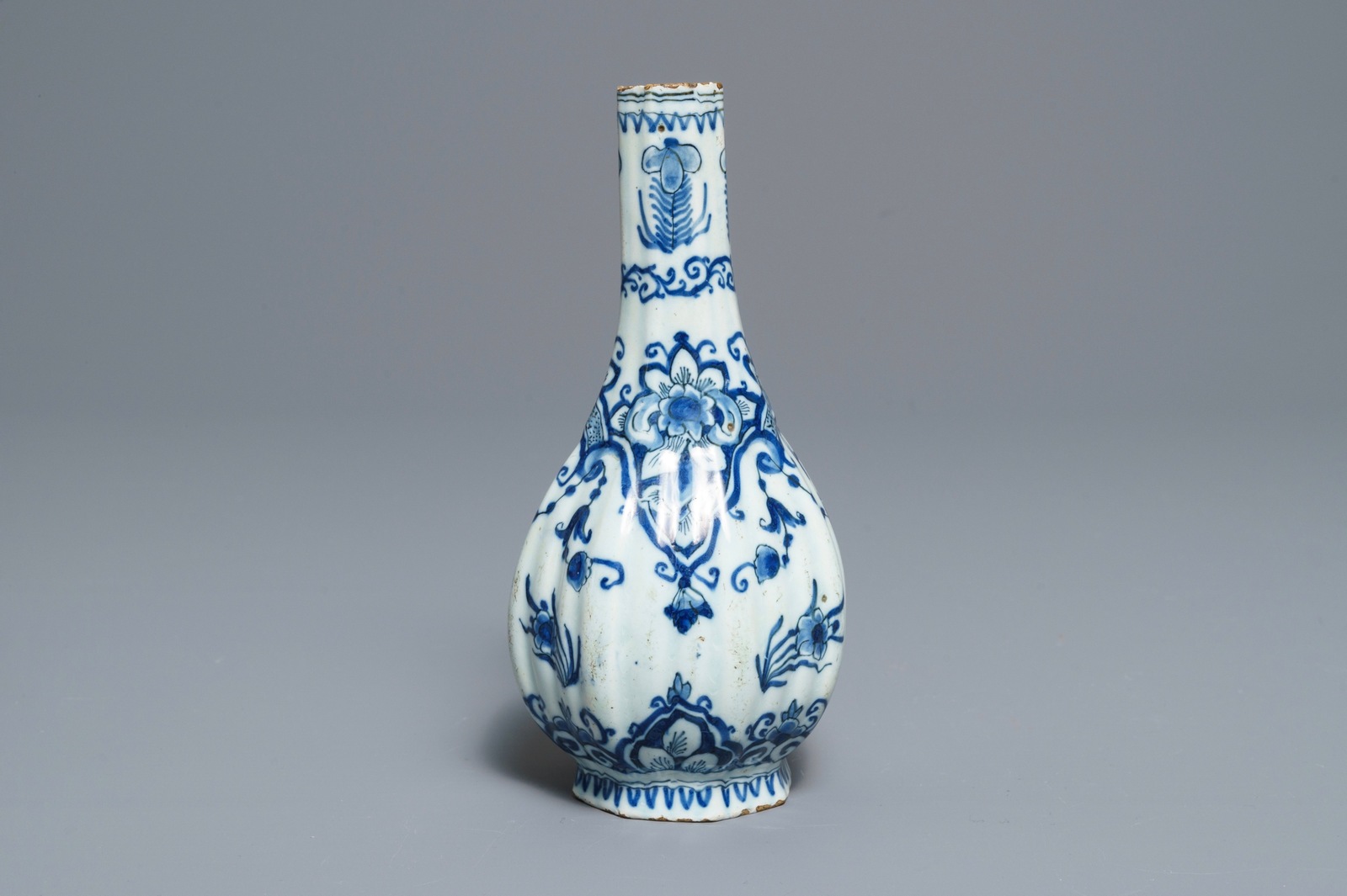 Two Dutch Delft blue and white chargers, an oval dish and a vase, 18th C. - Image 11 of 13