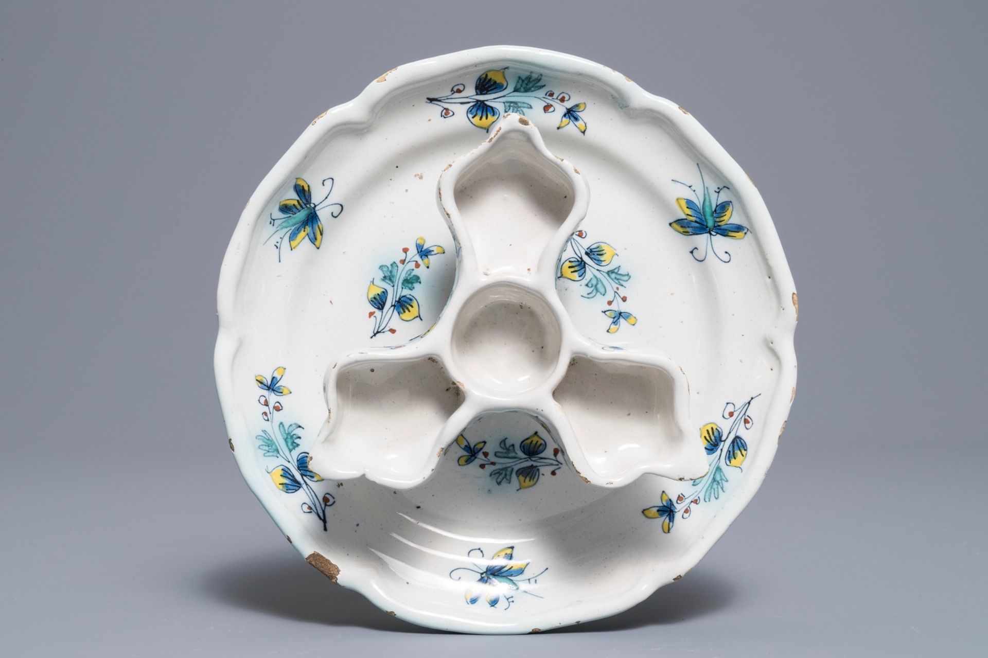 A Brussels faience spice dish with butterflies and flowers, 18th C.