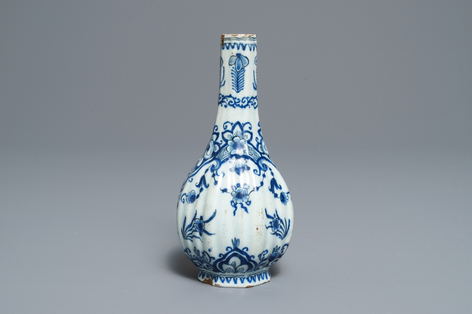 Two Dutch Delft blue and white chargers, an oval dish and a vase, 18th C. - Image 10 of 13