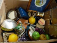 Box of mixed household and decorative ornamental items
