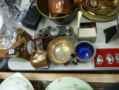 Parcel of mixed electroplate etc including a Pepper & Hope boxed wine label set