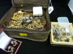 Quantity of costume jewellery in a zip-up case