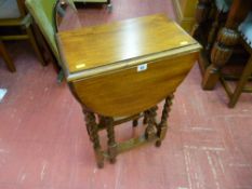 Compact barley twist gate leg table