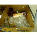 Box of vintage glassware etc