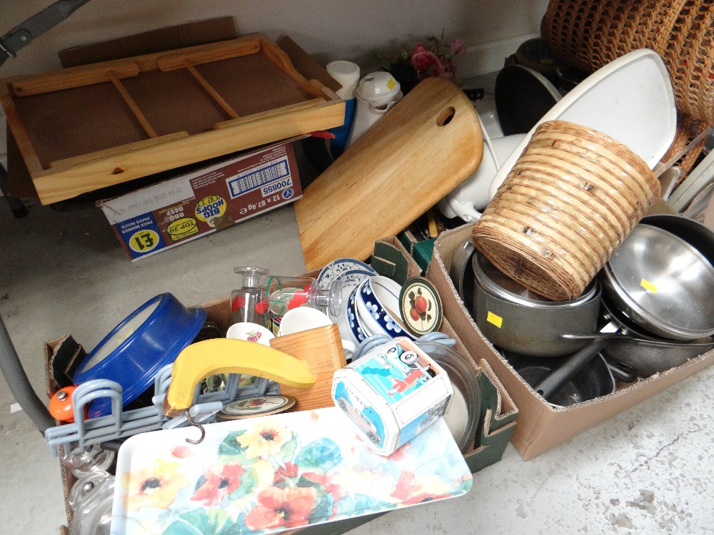 Large parcel of various kitchen ware including saucepans, storage jars, china etc - Image 3 of 3