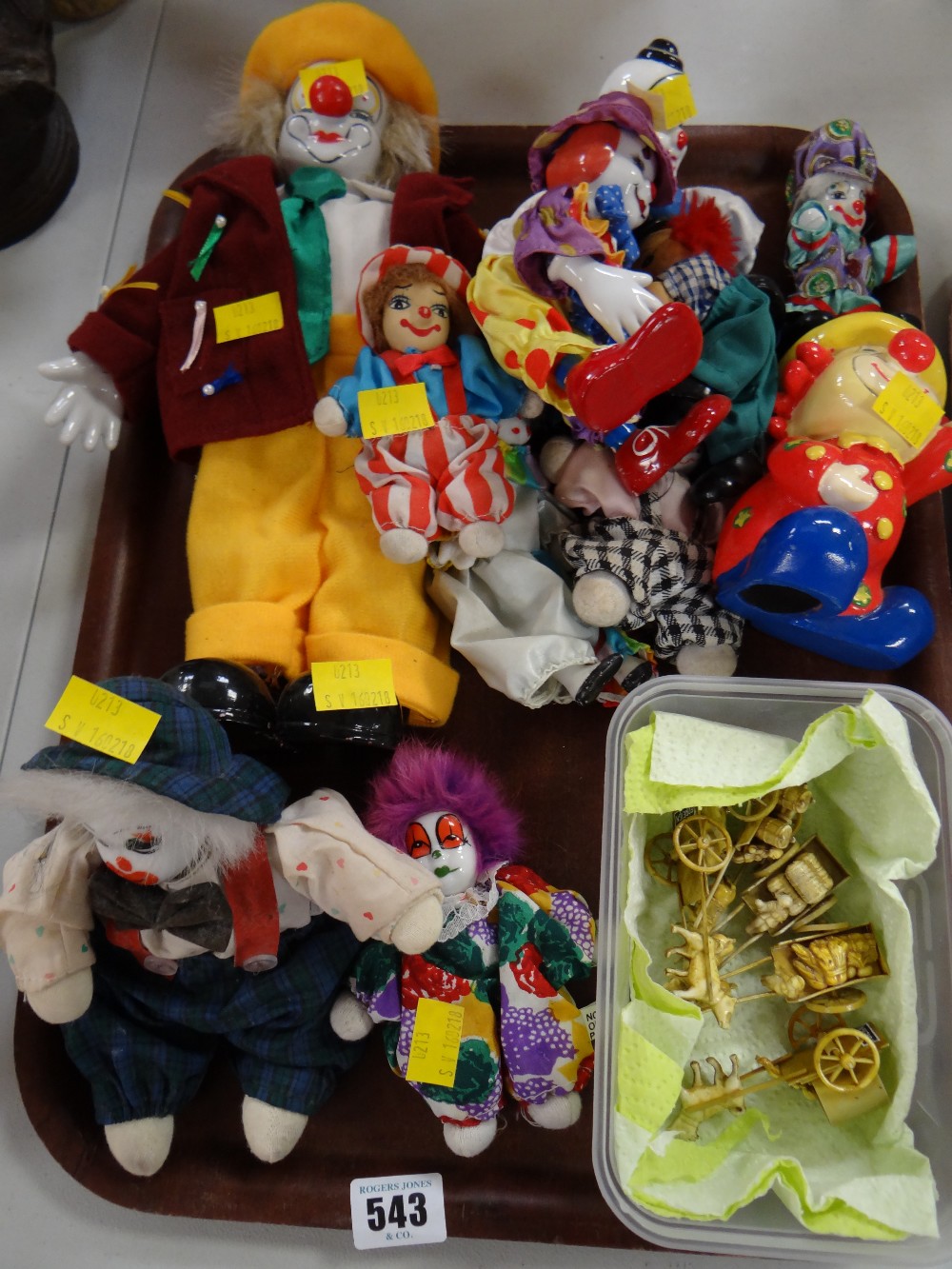 Collection of vintage child's clown dolls etc