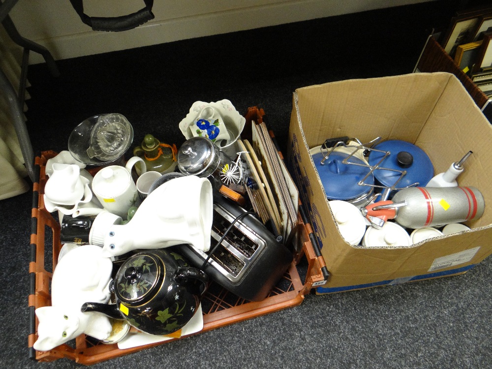 Two crates of various kitchenware & ornaments including blue Le Creuset casserole dish & saucepan - Image 2 of 3