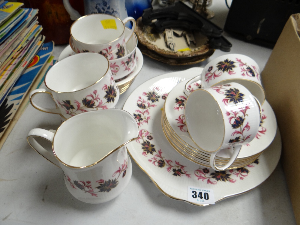 Paragon 'Michelle' pattern teaset