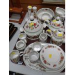 A quantity of Villeroy & Boch 'Summer Day' patterned dinner & teaware