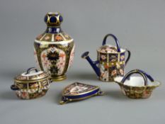 FIVE PIECES OF ROYAL CROWN DERBY IMARI including an '1128' pattern bulbous vase, 11.25 cms high