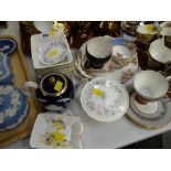A parcel of various china including Aynsley cups & tea plates, Wedgwood etc