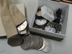 A hallmarked silver Tower of London commemorative coin, parcel of loose commemorative coinage &