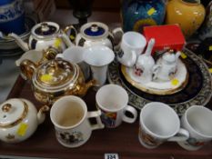 Parcel of various Royal Commemorative items including teapots, mugs, plates etc