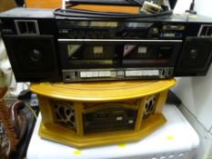 Vintage Aiwa CA-W30 ghetto blaster and a modern retro CD player in a wooden case E/T