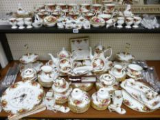 Excellent parcel of Royal Albert 'Old Country Roses' china