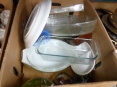 Box of Pyrex dishes etc