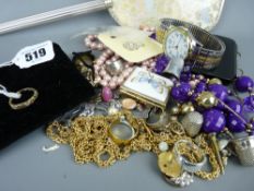 Wicker basket and jewellery contents to include a nine carat gold Celtic Knot ring having three