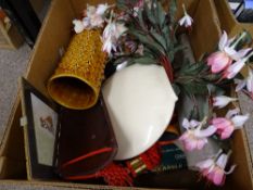 Box of mixed household ornaments, vases etc