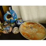 Mixed Oriental pottery and china items