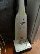 Panasonic 1700w upright vacuum cleaner E/T