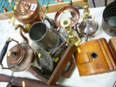 Good parcel of mixed copper and brassware including graduated set of pans etc