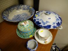 Mixed parcel of china including large blue and white washbowl