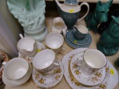 Quantity of Colclough teaware and a quantity of Royal Doulton 'Cascade' coffeeware