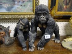 Country Artist or similar gorilla family, the largest 30 cms long