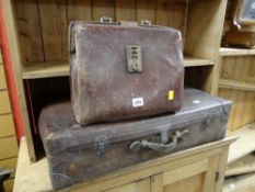 Small carry case & suitcase