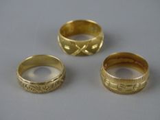 Three nine carat gold wide wedding bands, all patterned, 13.5 grms