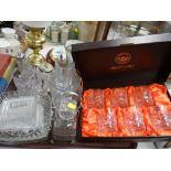 Tray of various glassware including a set of boxed Webb Crystal whiskey glasses etc