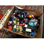 A box of various diecast vehicles, Matchbox etc (all unboxed)