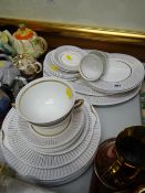 A parcel of Royal Albert 'Capri' patterned dinnerware