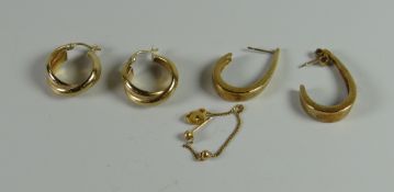 Parcel of 9ct gold earrings