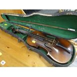 A vintage Suzuki made Japanese violin with case & bow (for repair)