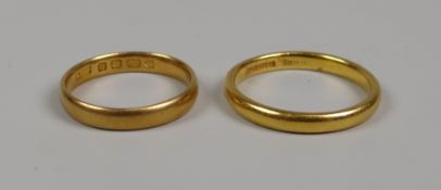 TWO 22CT YELLOW GOLD WEDDING BANDS, 8.3gms