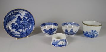 A PARCEL OF NINETEENTH CENTURY CHINESE BLUE & WHITE PORCELAIN comprising tea bowl & saucer, small