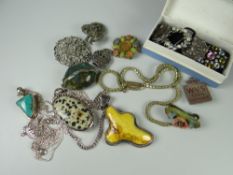 A parcel of brooches including silver examples as well as costume jewellery stone set etc