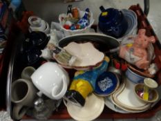 A crate of kitchen ware ornaments including a Natwest piggy money box